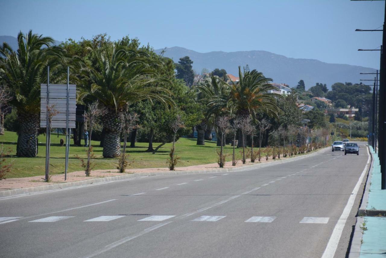 مبيت وإفطار كوارتو سانتيلينا Giardini E Mare المظهر الخارجي الصورة